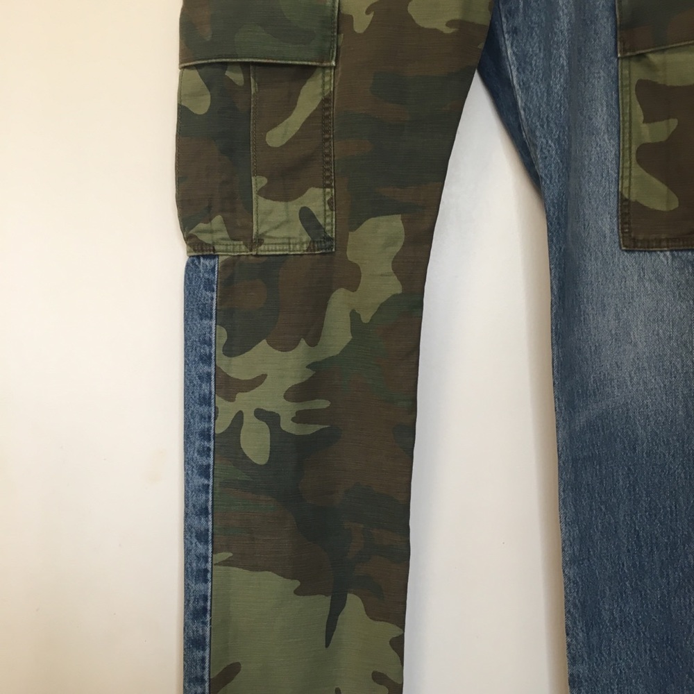 Levi’s - Picture 2 of 8